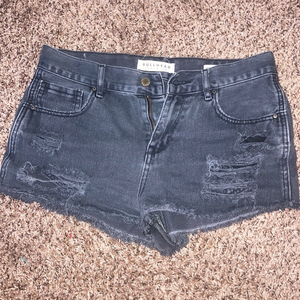 black jean shorts